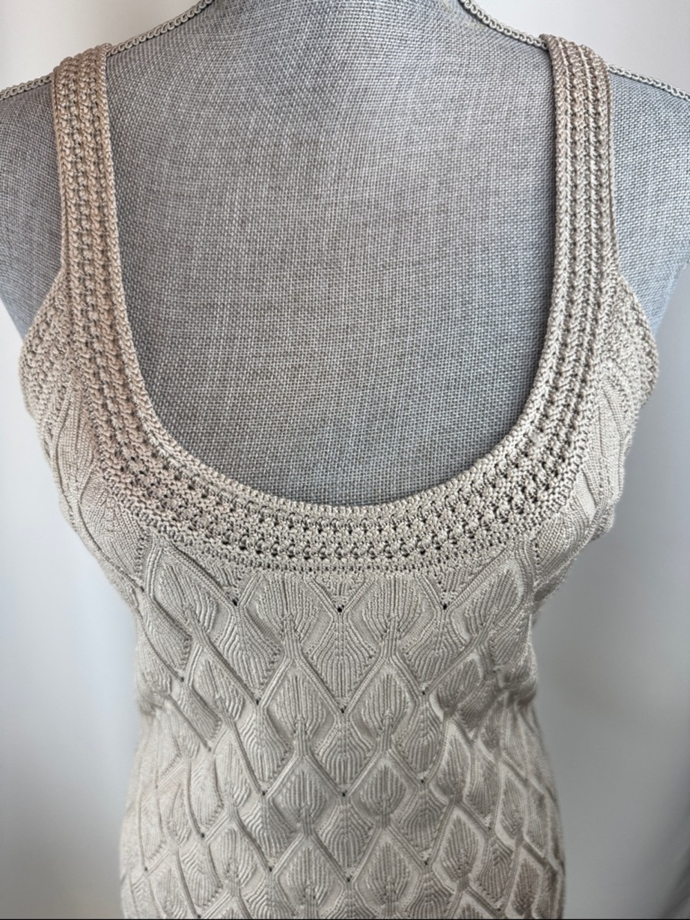White House Black Market tan knit tank S-Small - Picture 3 of 16
